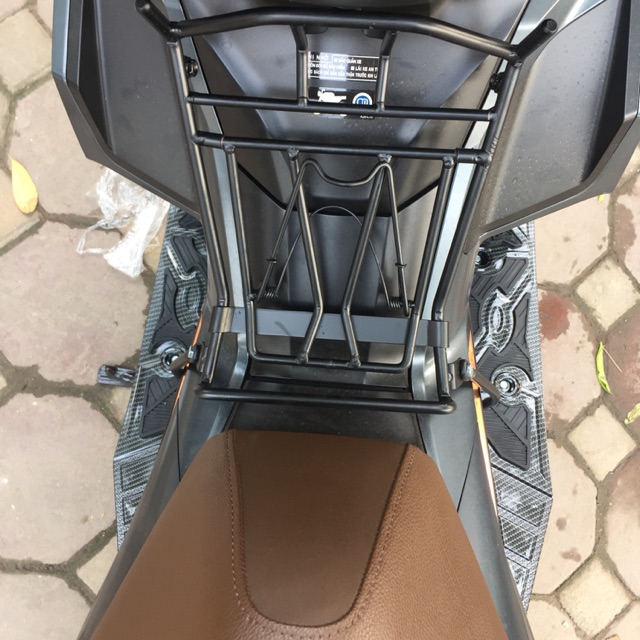 thảm các bon xe air blade 2020