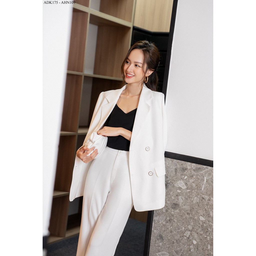 TIIN STORE Áo blazer 2 túi cơi nắp 4 khuy bọc vải by Tiin | BigBuy360 - bigbuy360.vn