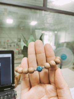 Tràng 108 hạt gỗ huyết long( tặng kèm vòng gỗ mix hạt đá) 😋