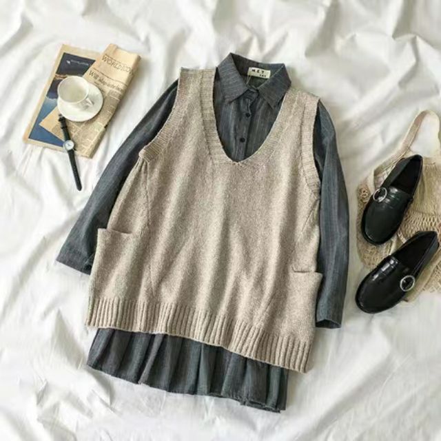 - Set váy sơmi + Áo gile Ulzzang