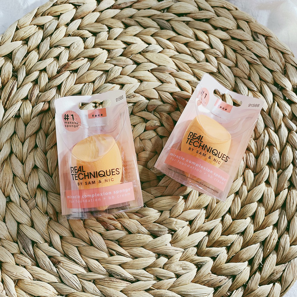 Mút trang điểm Real Techniques Sponge