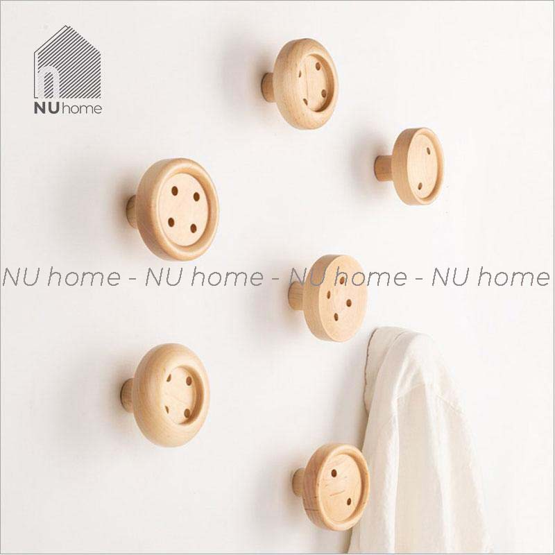 nuhome.vn | Móc gỗ treo đồ hình nút áo, thiết kế mộc mạc, trang trí mảng tường phong cách độc đáo