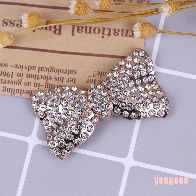 Kẹp giày kim loại hình nơ đính đá trang trí xinh xắn