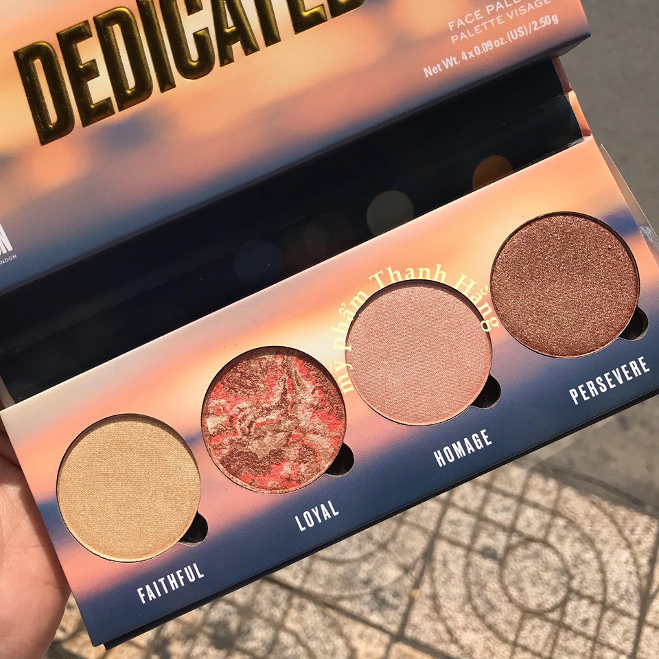 BẢNG TẠO KHỐI COMMITTED HIGHLIGHT PALETTE REVOLUTION ĐẸP LUNG LINH NHẬP KHẨU CHÍNH HÃNG - 4326