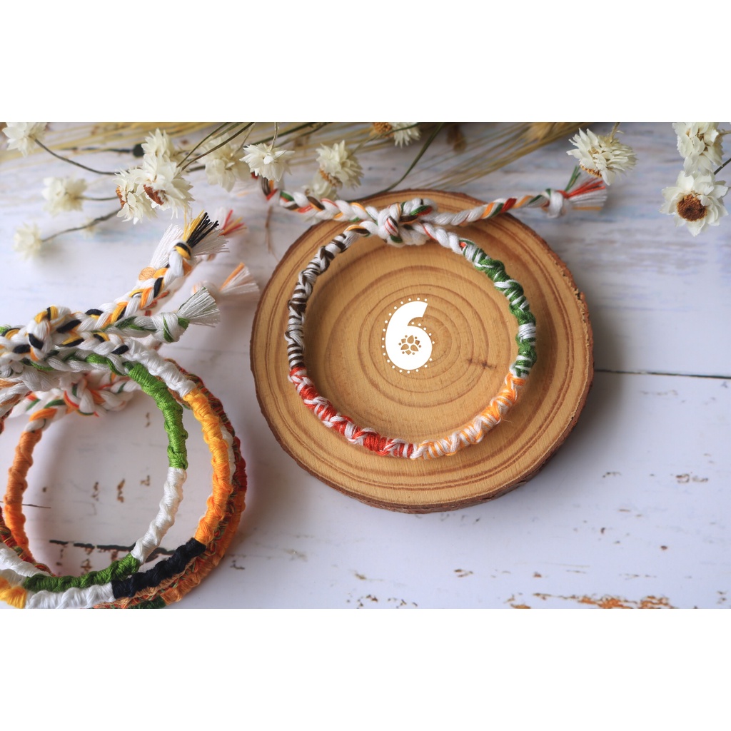 Vòng handmade tông vintage màu cổ điển