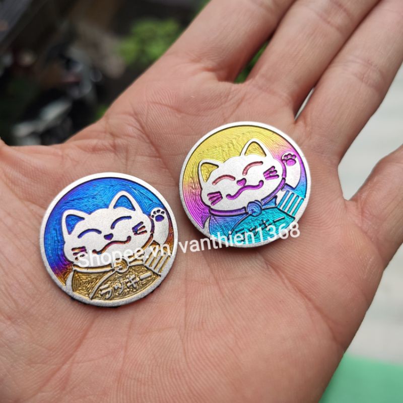 Tem Titan Tròn Hình Mèo May Mắn