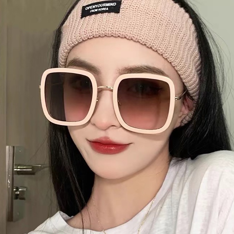 Kính mát kiểu mắt mèo phong cách hip hop thời trang dành cho nữ