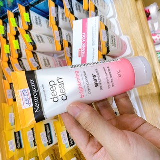 Sữa Rửa Mặt Neutrogena Deep Clean Brightening Foaming Cleanser 100g