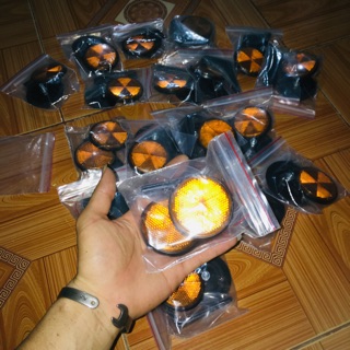 Mắt mèo phản quang