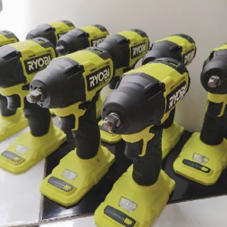 Máy Bulong Ryobi One+hp mới 100%