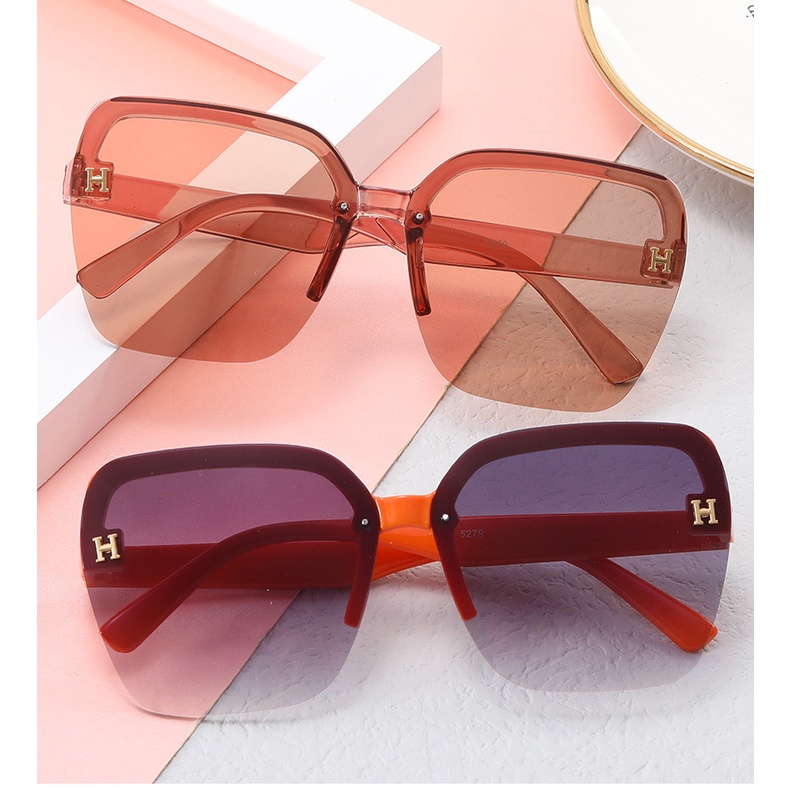 Kính mát tròng vuông thời trang cho nam nữ 2021