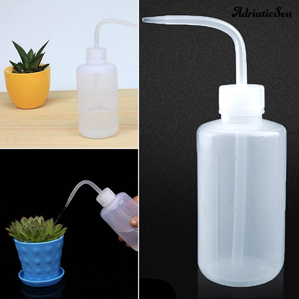 Bình Đựng Nước Có Vòi Dài Dễ Sử Dụng