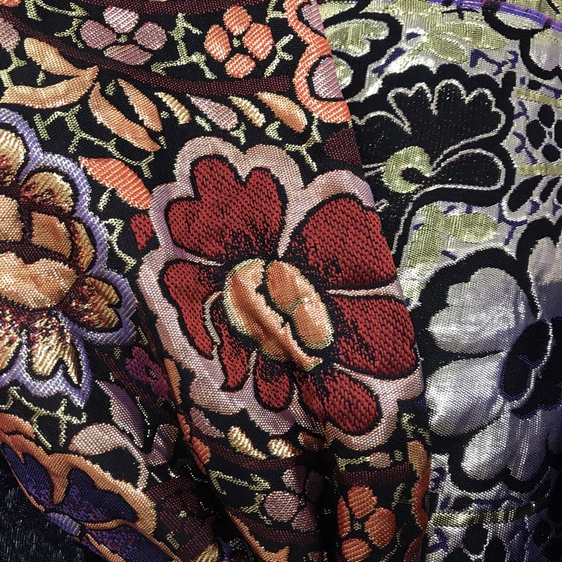 Vải Gấm thêu hoa