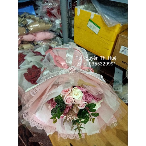 Bó 50 bông hoa hồng sáp mix màu đẹp tại Hà Nội