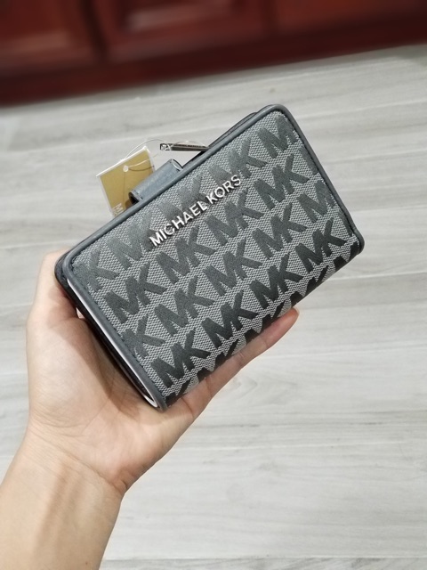 Ví michael kors chính hãng sale