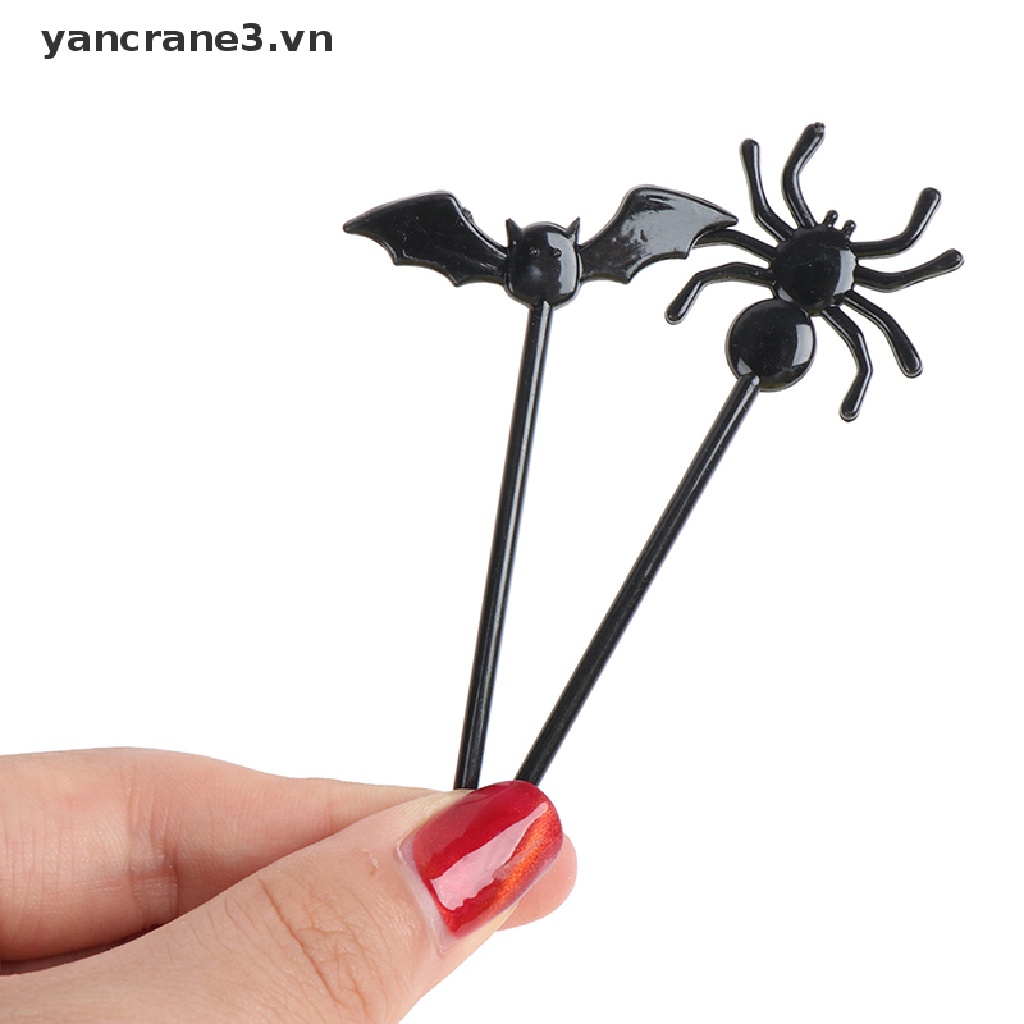 Set 10 Nĩa Ăn Trái Cây Họa Tiết Halloween Cho Bé yancrane3.vn