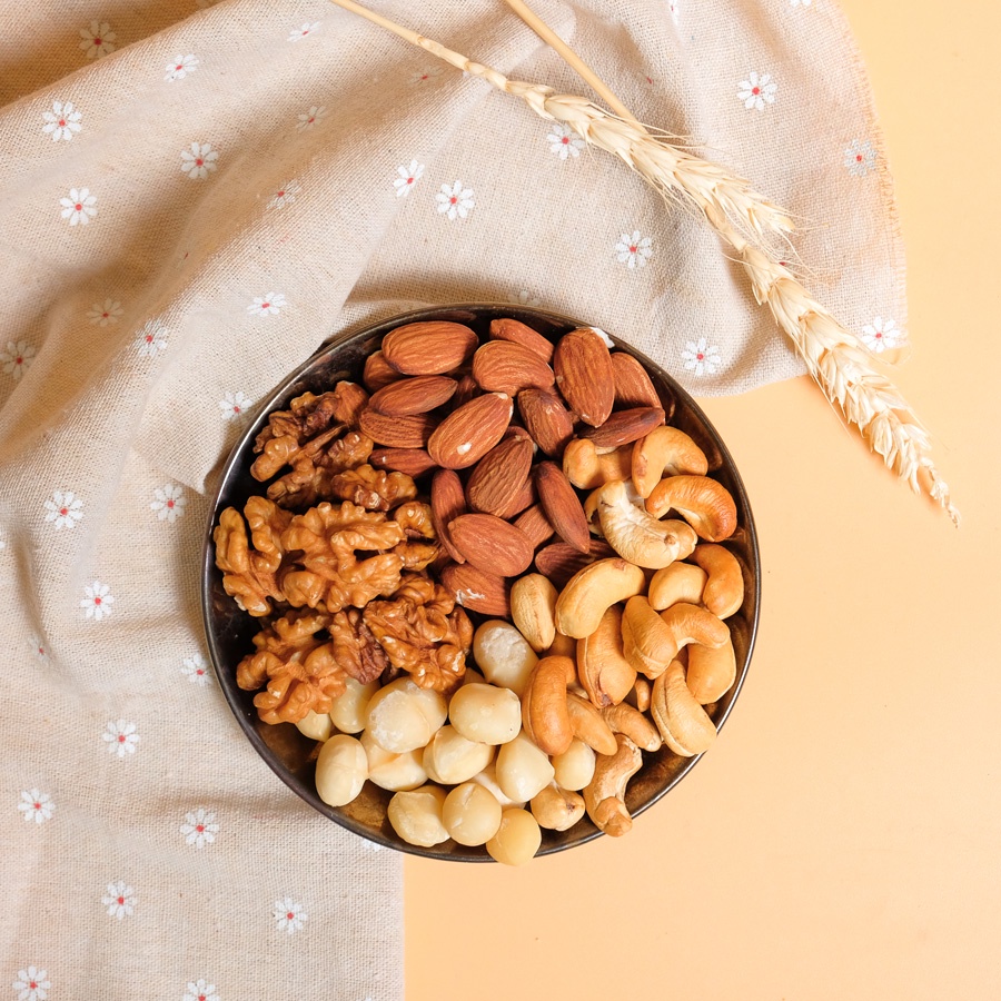 500gr Hạt mix 4 hạt dinh dưỡng cao cấp (hạt điều, hạnh nhân, óc chó, macca) Xanh Lá cam kết chất lượng loại A