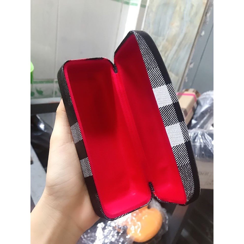 Hộp đựng kính chống vỡ cường lực