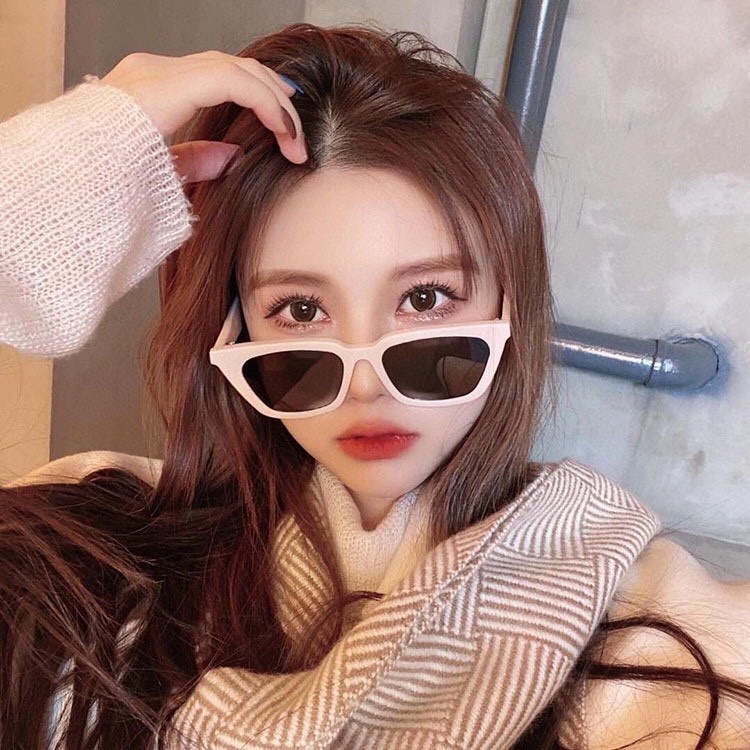 Mắt Kính Thời Trang Form Mắt Vuông xếch hot trend Phong Cách ULZZANG - Hata24h