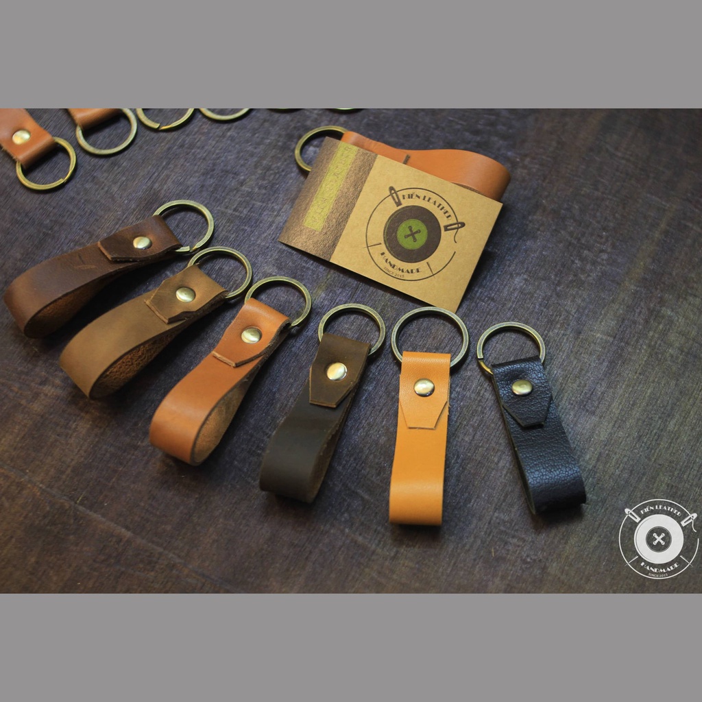 Móc khóa da thật độc đáo tiện dụng - Kiến Leather