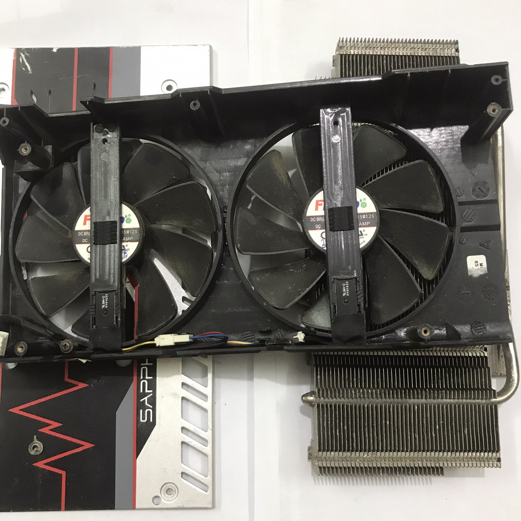 Quạt tản rx 470 Saphire khoảng cách tâm ốc 53mm - đã qua sử dụng FANTAN002