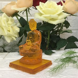 Tượng Phật A Di Đà màu hổ phách