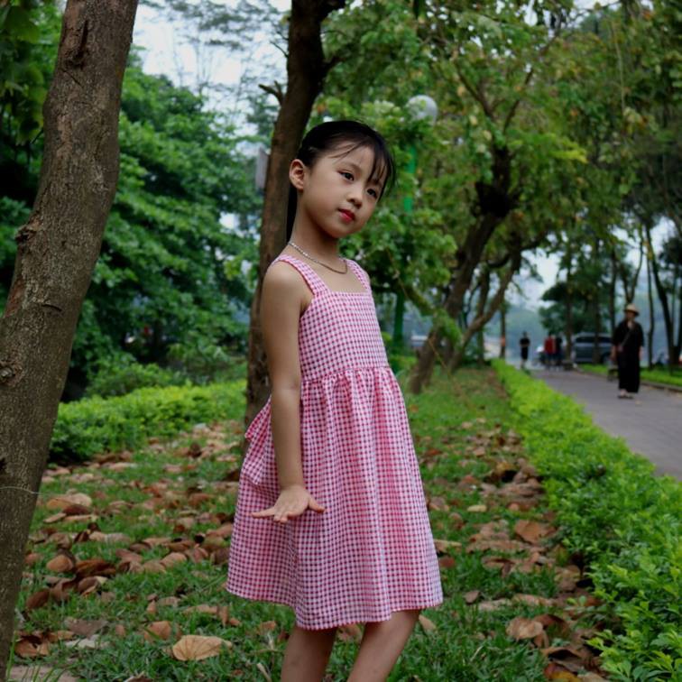 Váy kẻ caro 2 dây