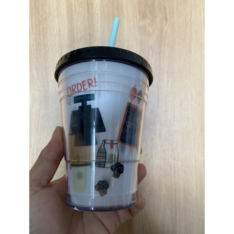 Ly nhựa  Starbucks