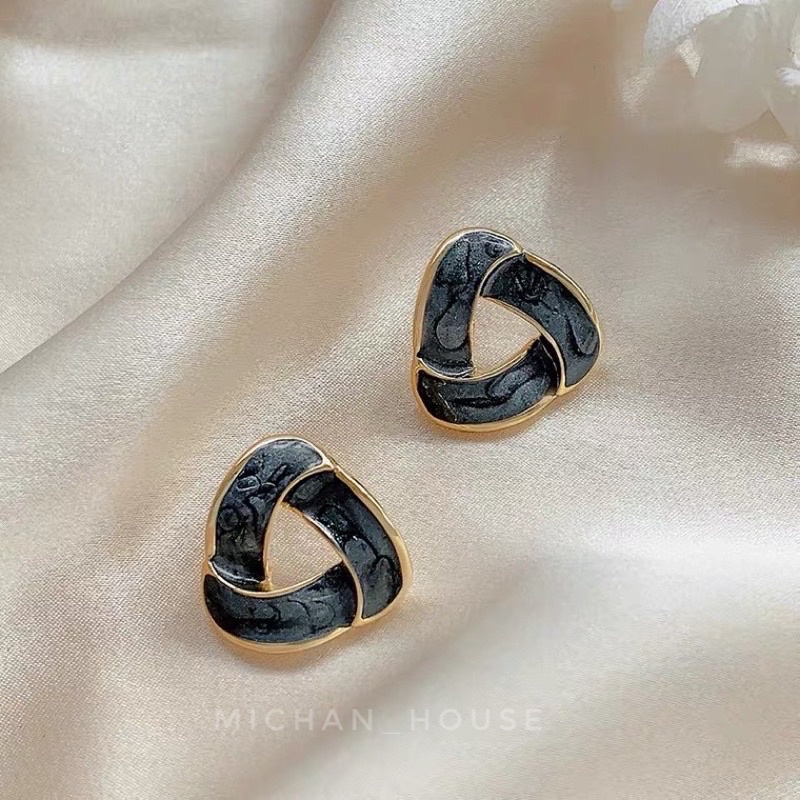 Hoa tai Retro vintage phù hợp đi chơi, đi làm cho các bạn nữ