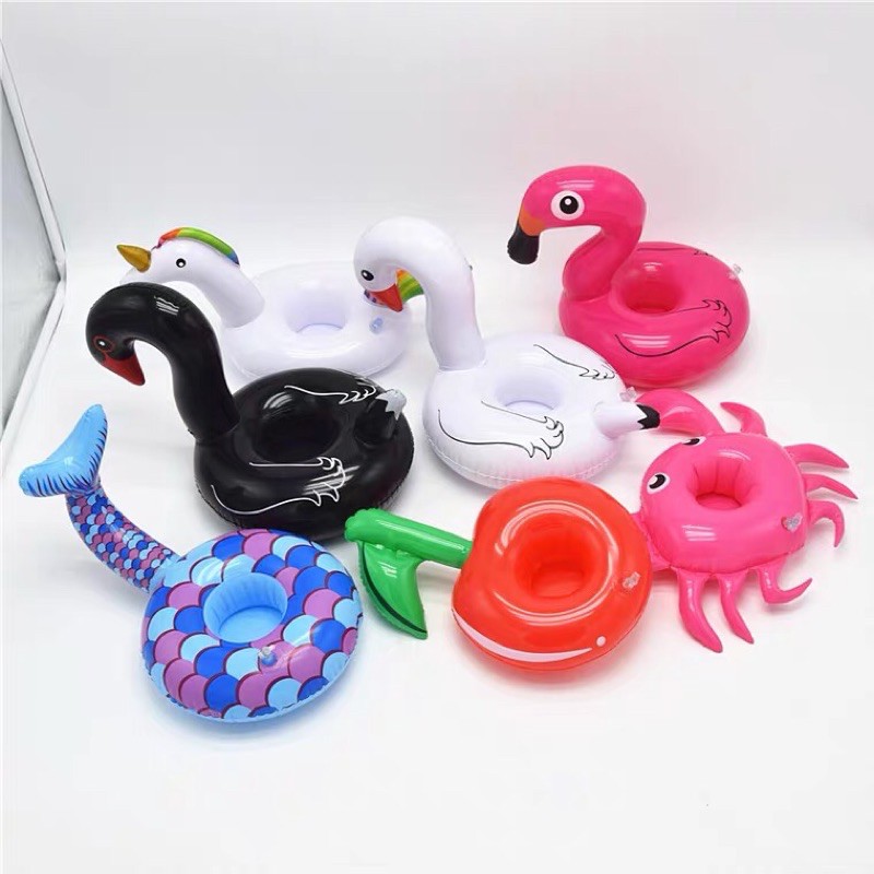 Phao cho doll và để cốc