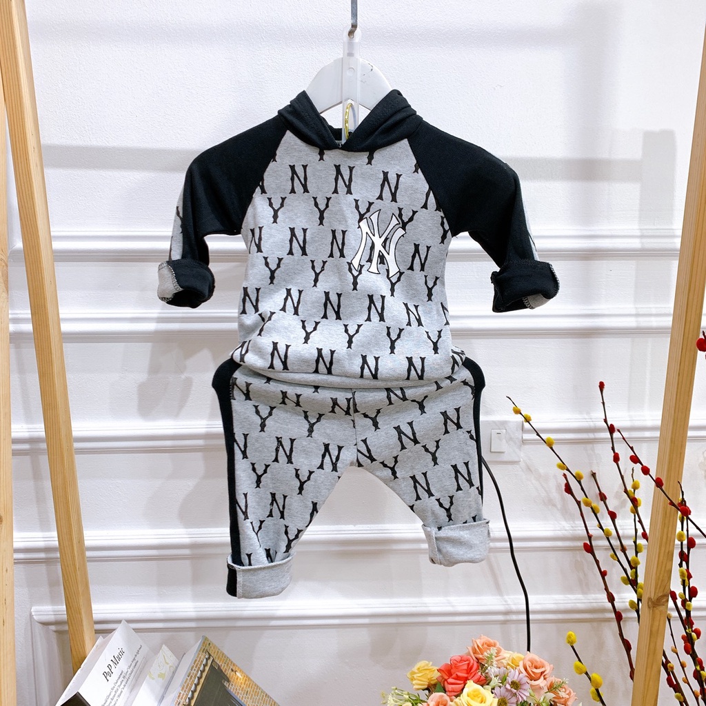 Set bộ thu đông cho bé 8-18kg, bộ dài tay cho bé trai bé gái 1-7 tuổi NY có mũ ,chất dày dặn, đương may đẹp.NY68