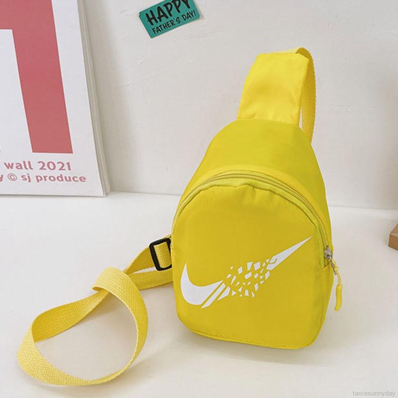 Túi đeo chéo ngực thời trang Hàn Quốc sành điệu cho bé