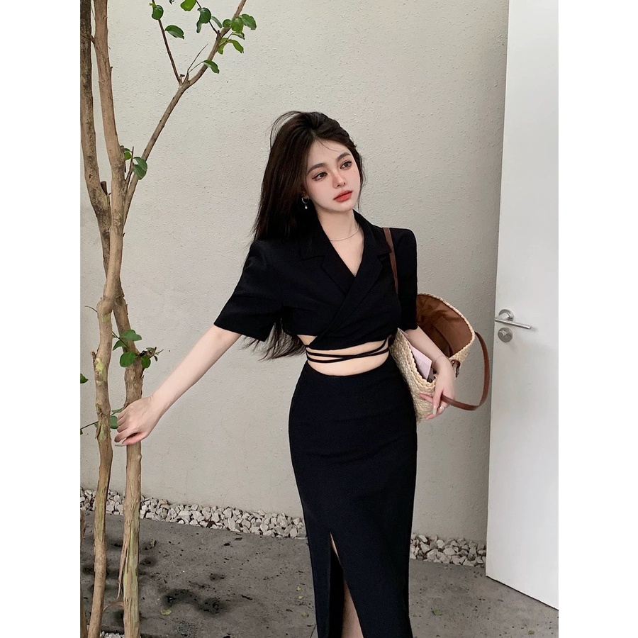 SET ÁO CROPTOP SƠ MI + CHÂN VÁY DÀI XẺ ĐÙI