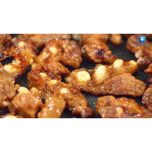 Sườn sụn non thái sẵn khay 500gr