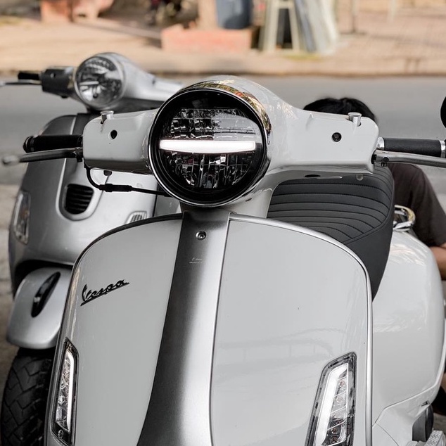 Đèn pha Led Tun cho Vespa GTS