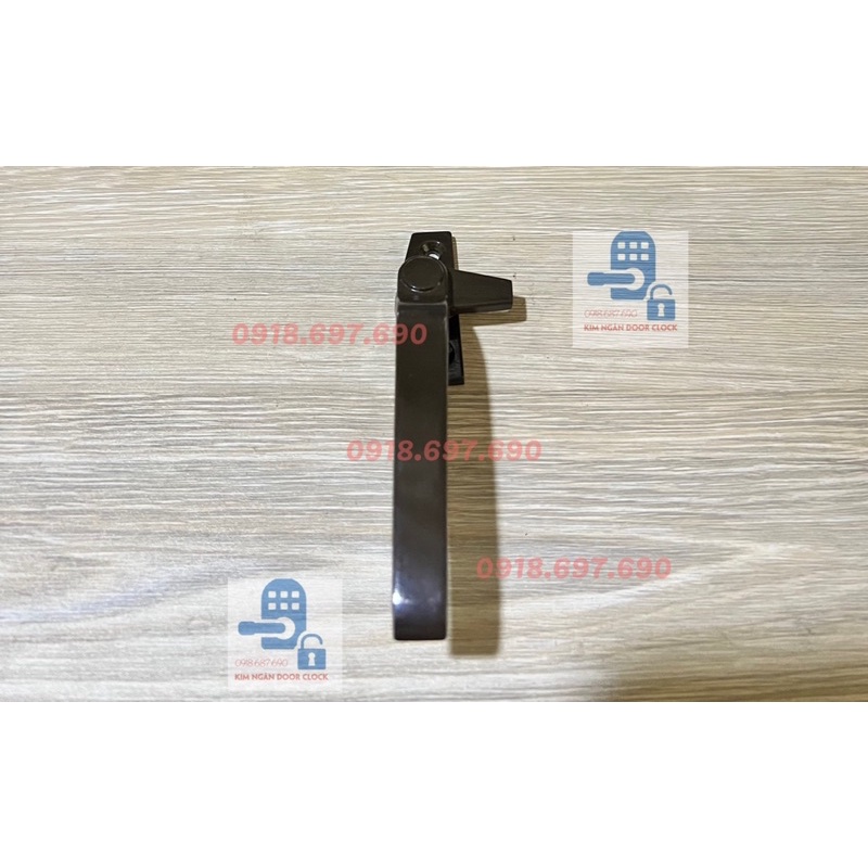 Tay gạt  khoá cửa sổ màu nâu giá tốt