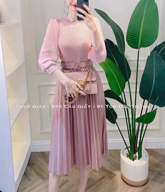Chân váy xếp ly dáng dài kèm đai lỗ b100