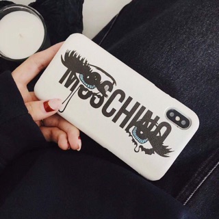 Ốp moschino