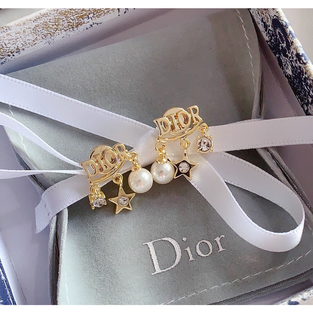 Bông Tai Chữ D Đính Ngọc Trai Thời Trang Dành Cho Nữ