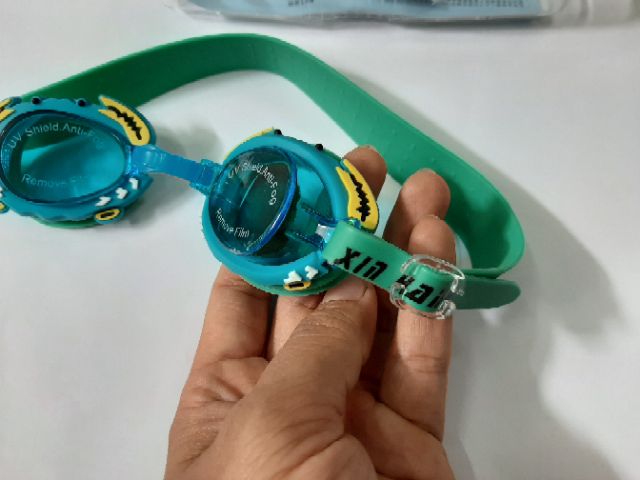 Kính bơi rẻ em Anti-Fog cao cấp- chống tia UV + Tặng Hộp đựng