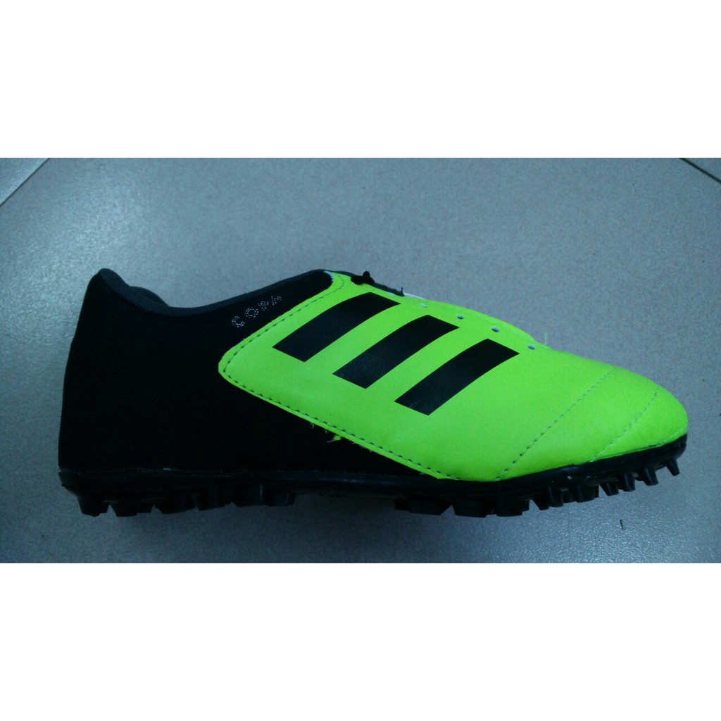 GIÀY BÓNG ĐÁ CT3 - PHỦI