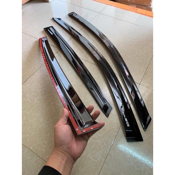 Vè che mưa xe MG ZS nhựa đen dày, chỉ mạ inox cac cấp
