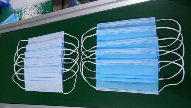 Hộp 50 chiếc khẩu trang y tế 4 lớp cao cấp (Airfresher Medical Face Mask) | BigBuy360 - bigbuy360.vn