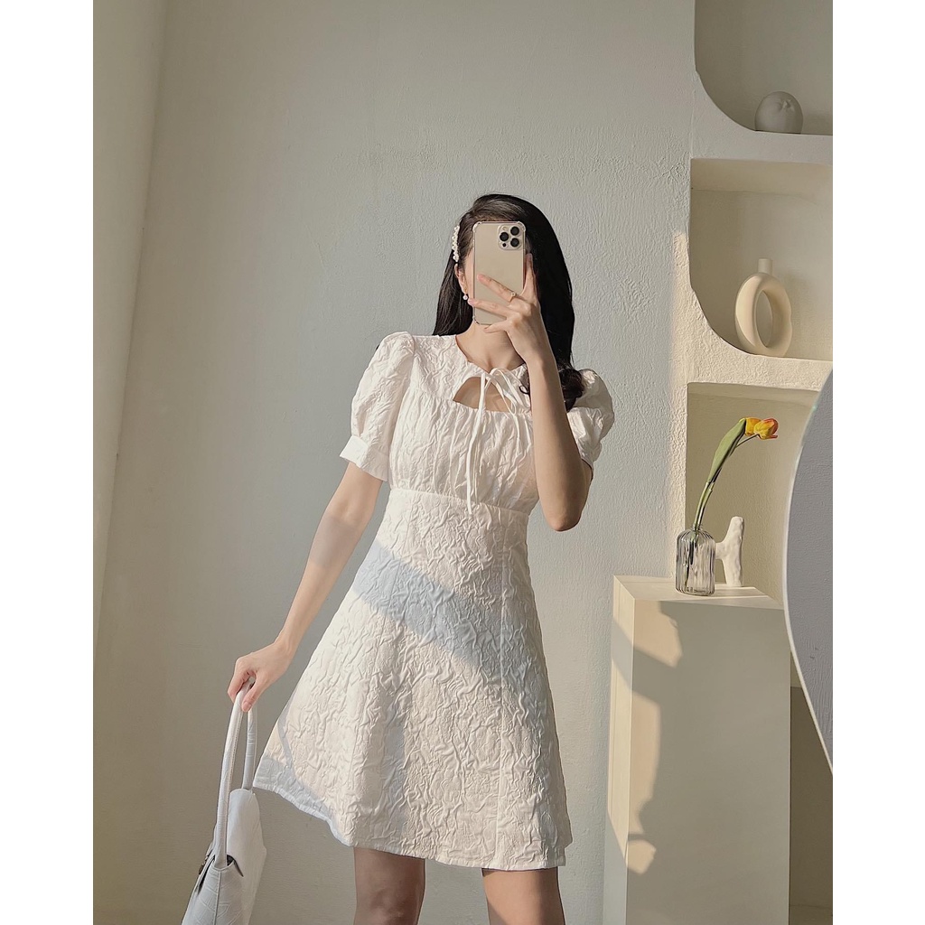 TYRIBEE - Đầm xốp nơ cổ