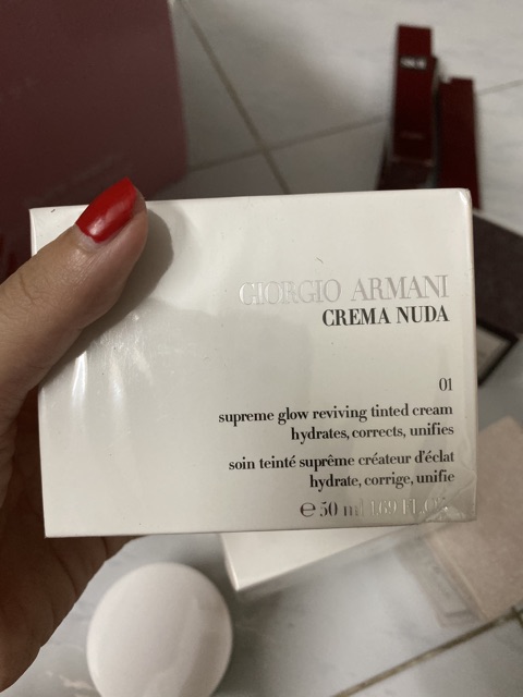 Kem nền Giorgio Armani Crema Nuda Tinted Cream