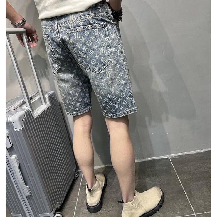 Hàng Mới Về Quần Short Denim In Họa Tiết LV size 28-36 Cho Nam