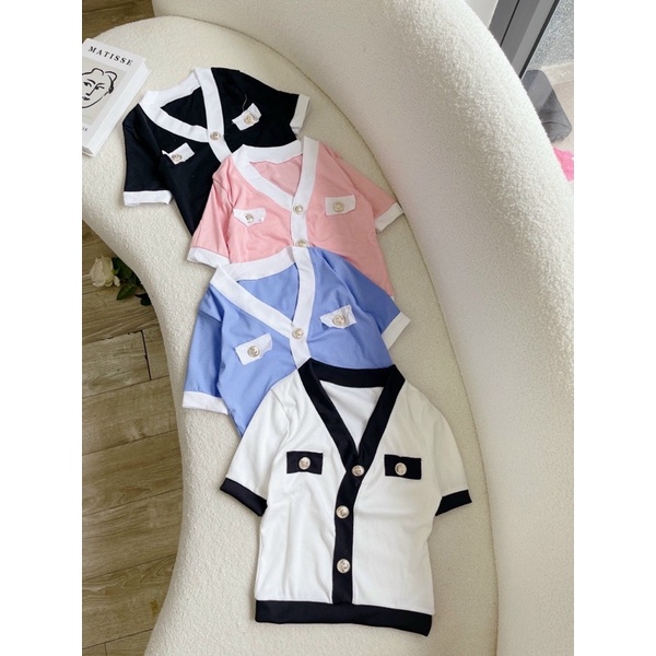 Áo thun gân cổ V viền nút sang chảnh alohashop91