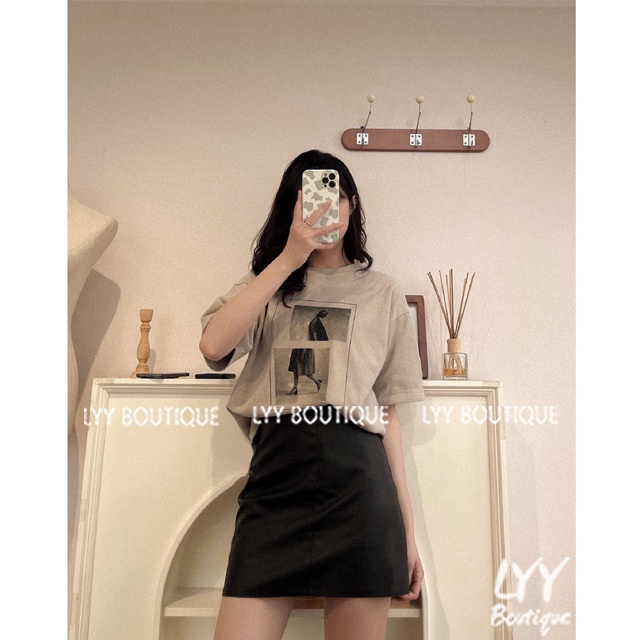 Áo phông nữ in hình cô gái form rộng 5 màu hot hit, Áo thun chất cotton Quảng Châu LYY BOUTIQUE
