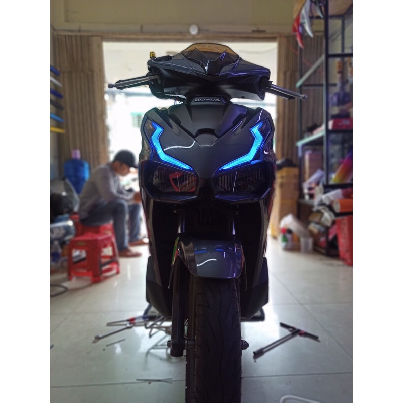 Demi i8 cho AB2020  đổi  màu qua app điện thoại