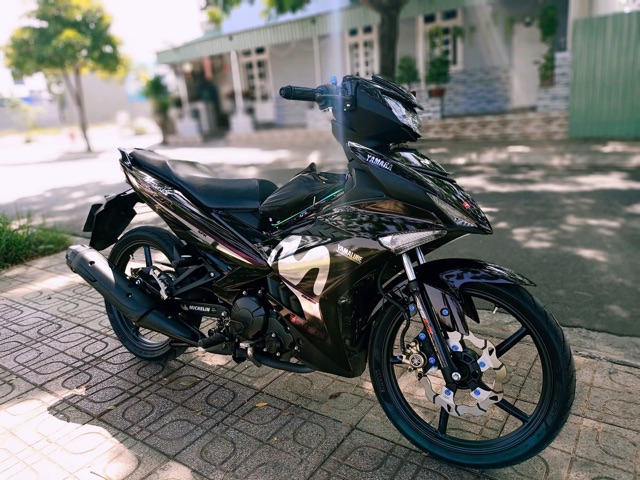 Tem Exciter 150 Movistar Tím Bạc